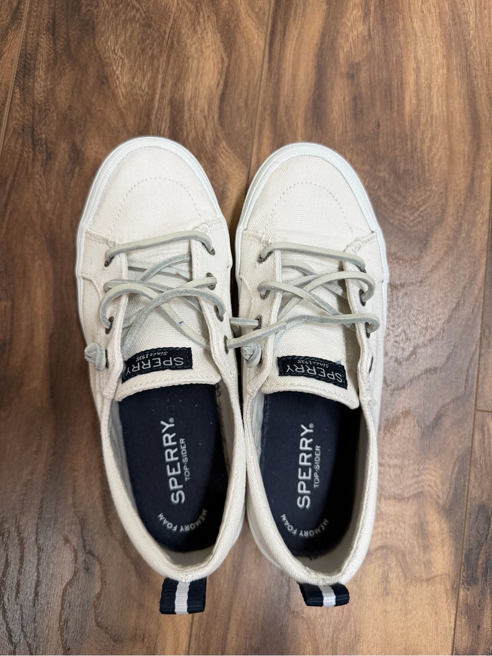 Sperry Canvas Boat Shoes in white 5 size - Picture 2 of 5